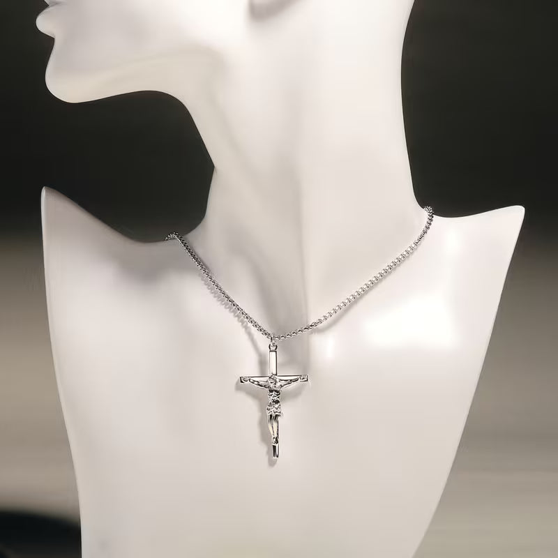 Collier Pendentif Croix Jésus en Argent 925 pour Homme
