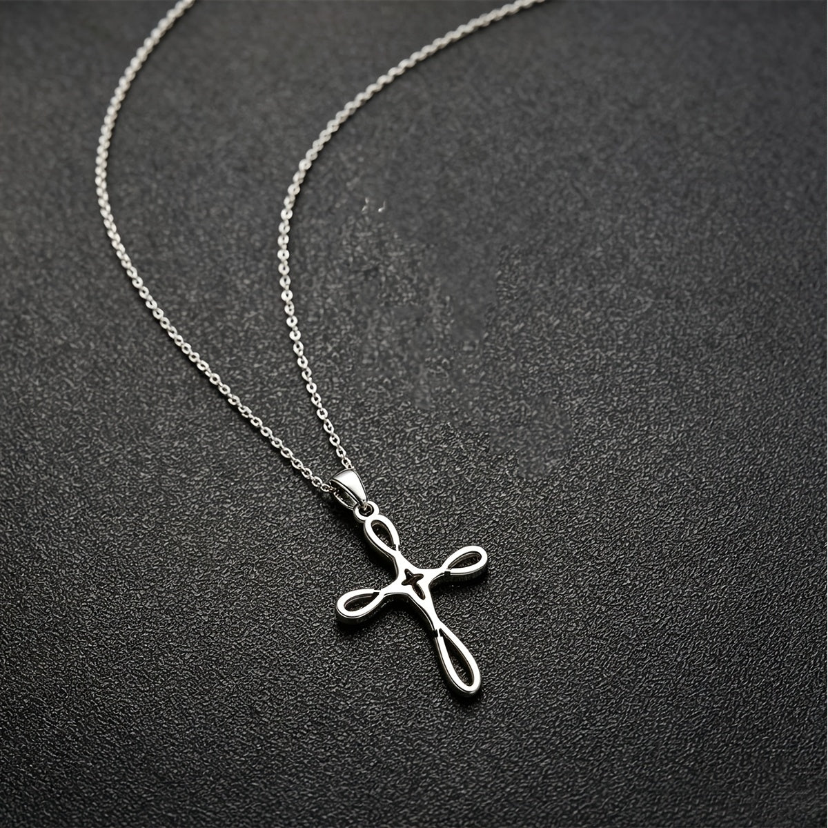 Collier Pendentif Croix Creuse en Acier Inoxydable Unisexe